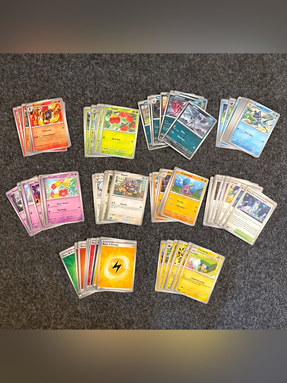 100 assorted Pokémon cards — no duplicates, 10 cards per type